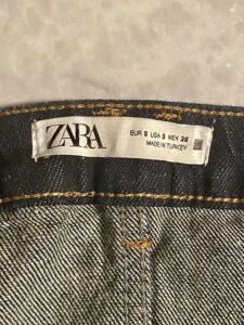 ZARA タグ　マーク　四角